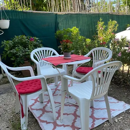 Bed & Breakfast Cote Court *